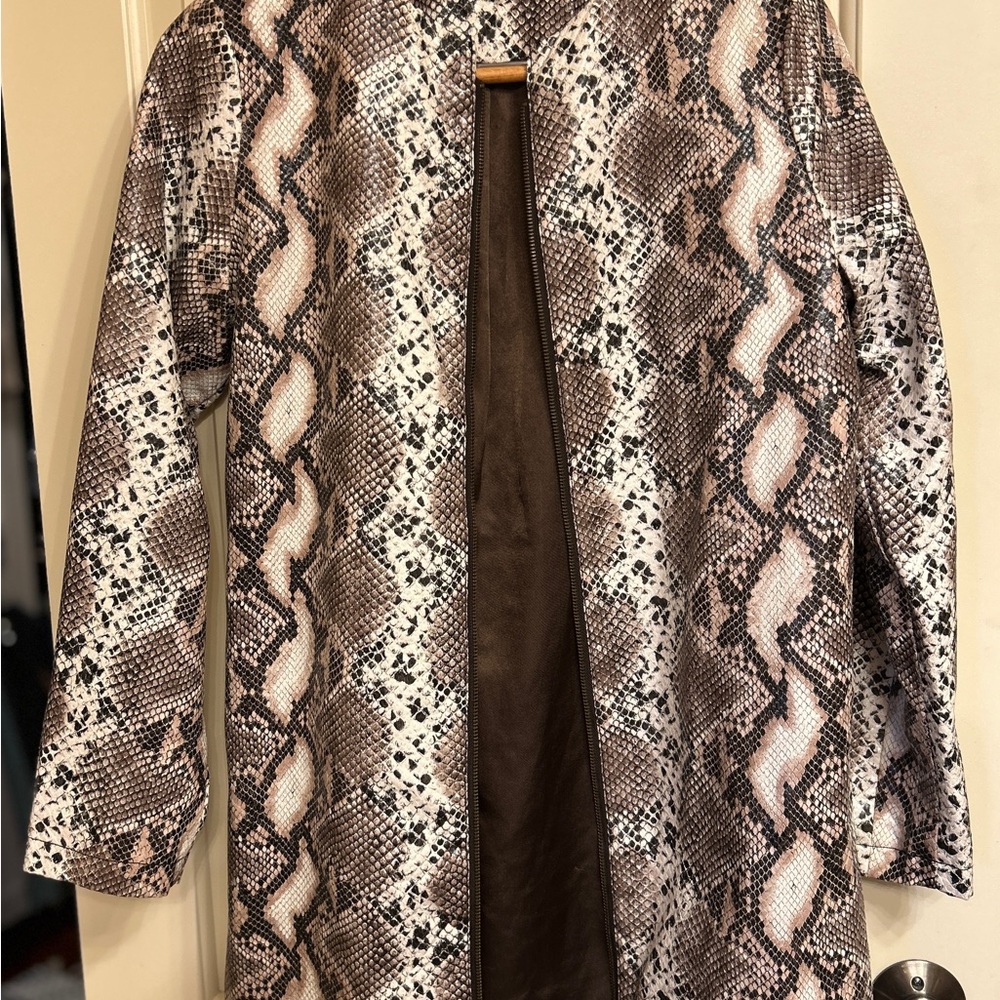 Snakeskin Pattern Women's Coat